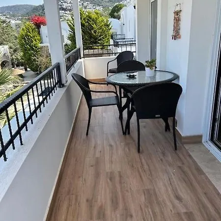 1+1 Flat For Rent In The Center Of شقة