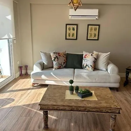 1+1 Flat For Rent In The Center Of بودروم